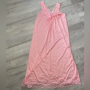 Vintage Pink Night Gown Size Medium